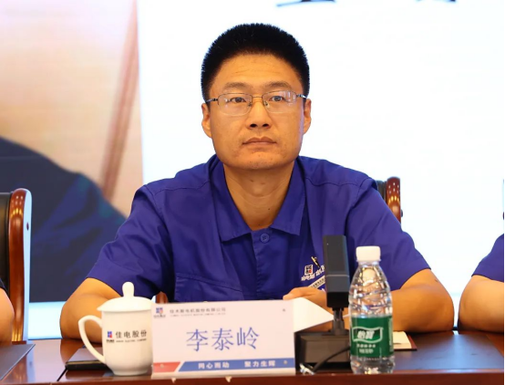 637D0097866F042CDC3ED660DC6_0C051347_E4CD3