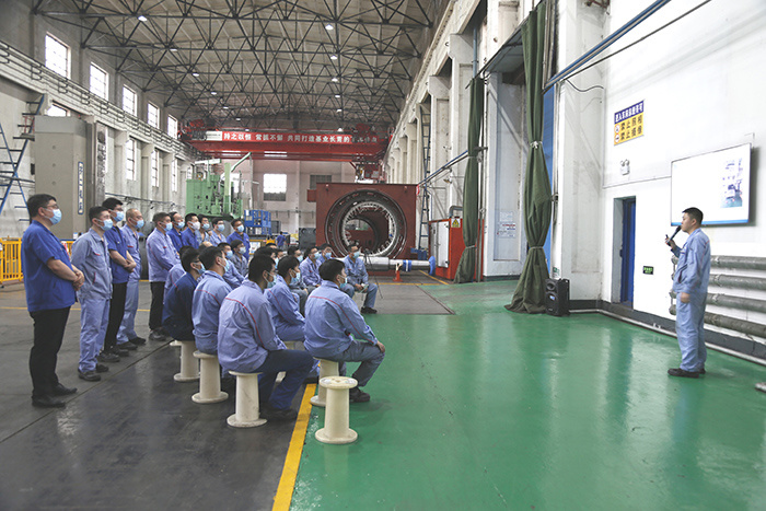 DB1006A217C32C1E5FCF3FB53B5_3A4350C5_315B6.jpg?e=